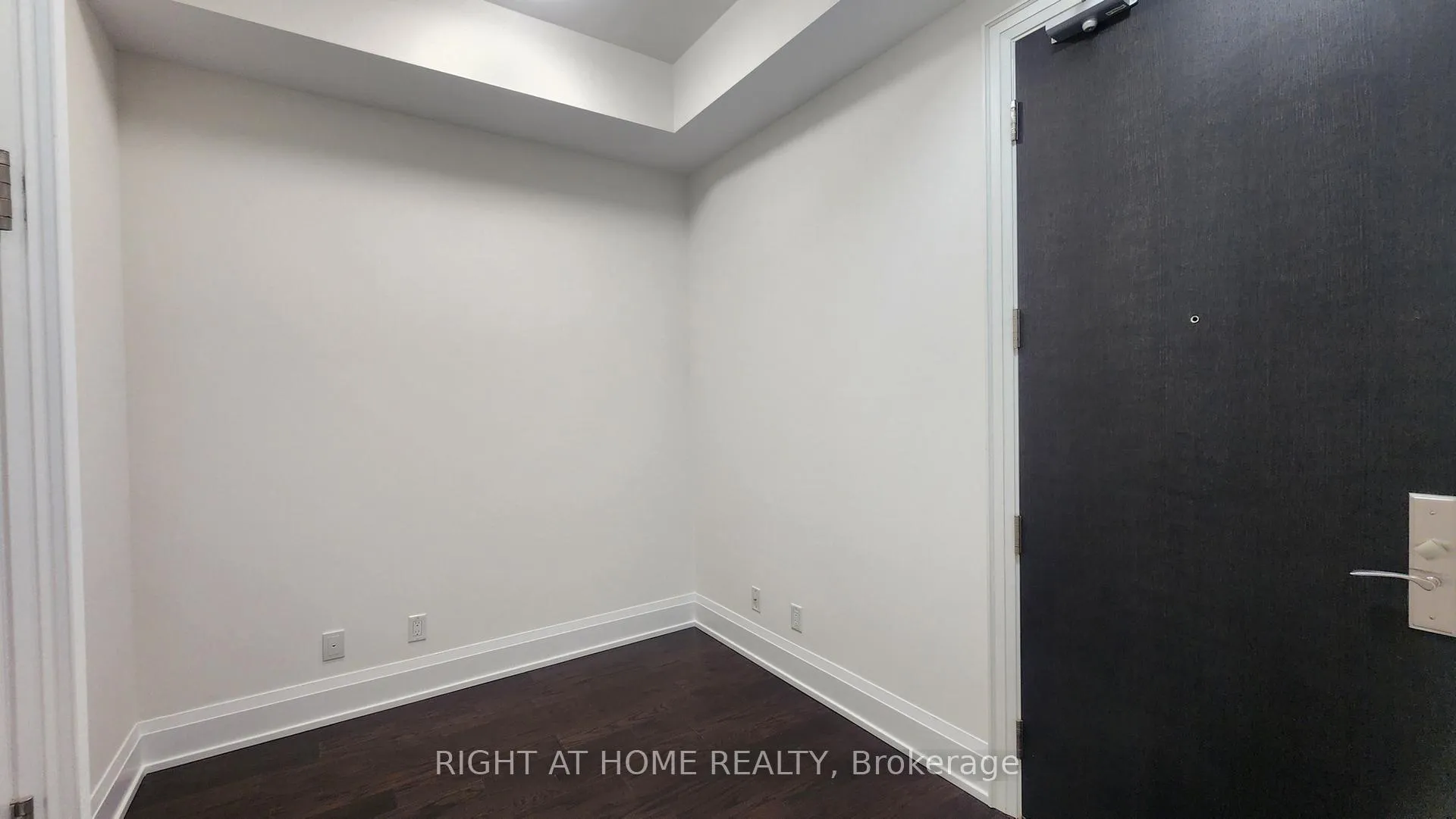 Photo 29 of Unit 210, 20 Fred Varley Drive, Markham, Unionville — HOMEH
