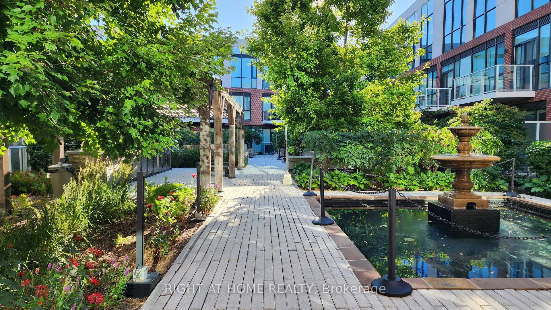 Photo 33 of Unit 210, 20 Fred Varley Drive, Markham, Unionville — HOMEH