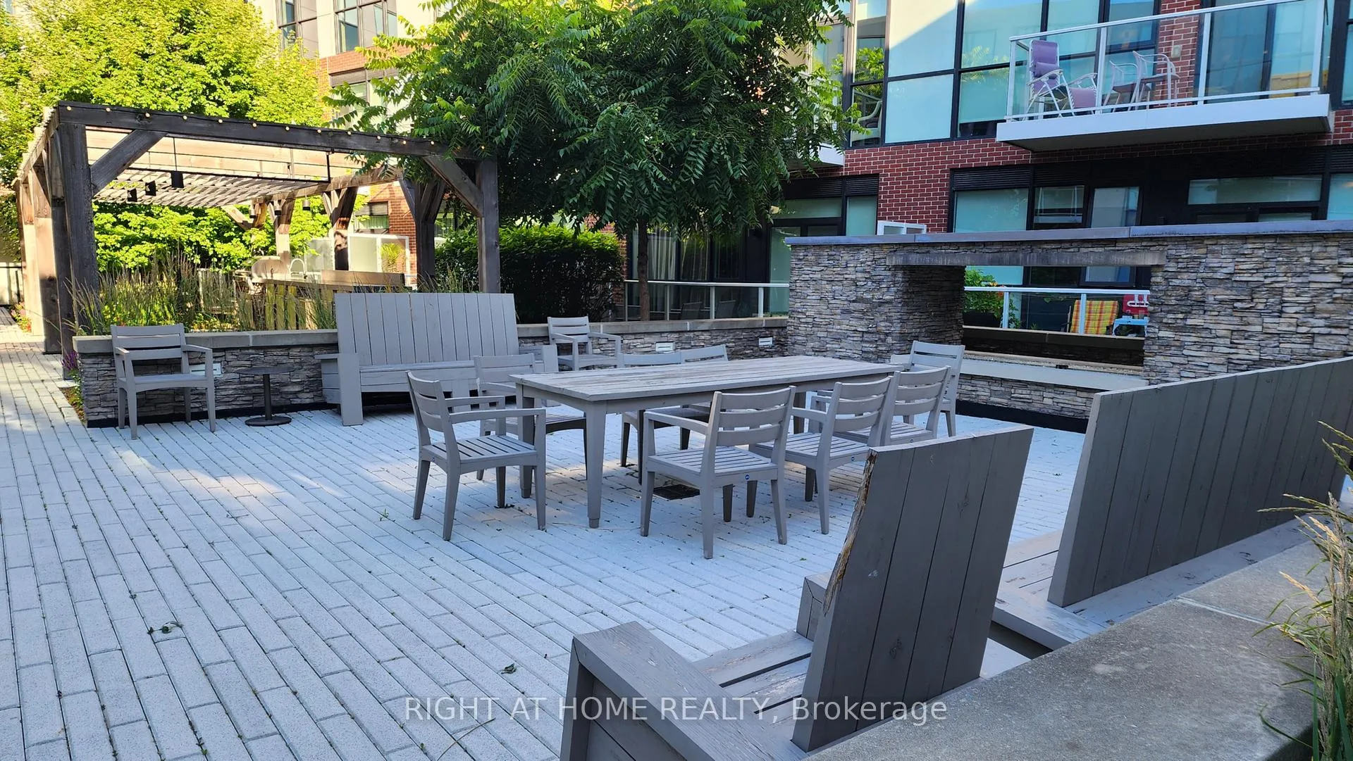 Photo 35 of Unit 210, 20 Fred Varley Drive, Markham, Unionville — HOMEH