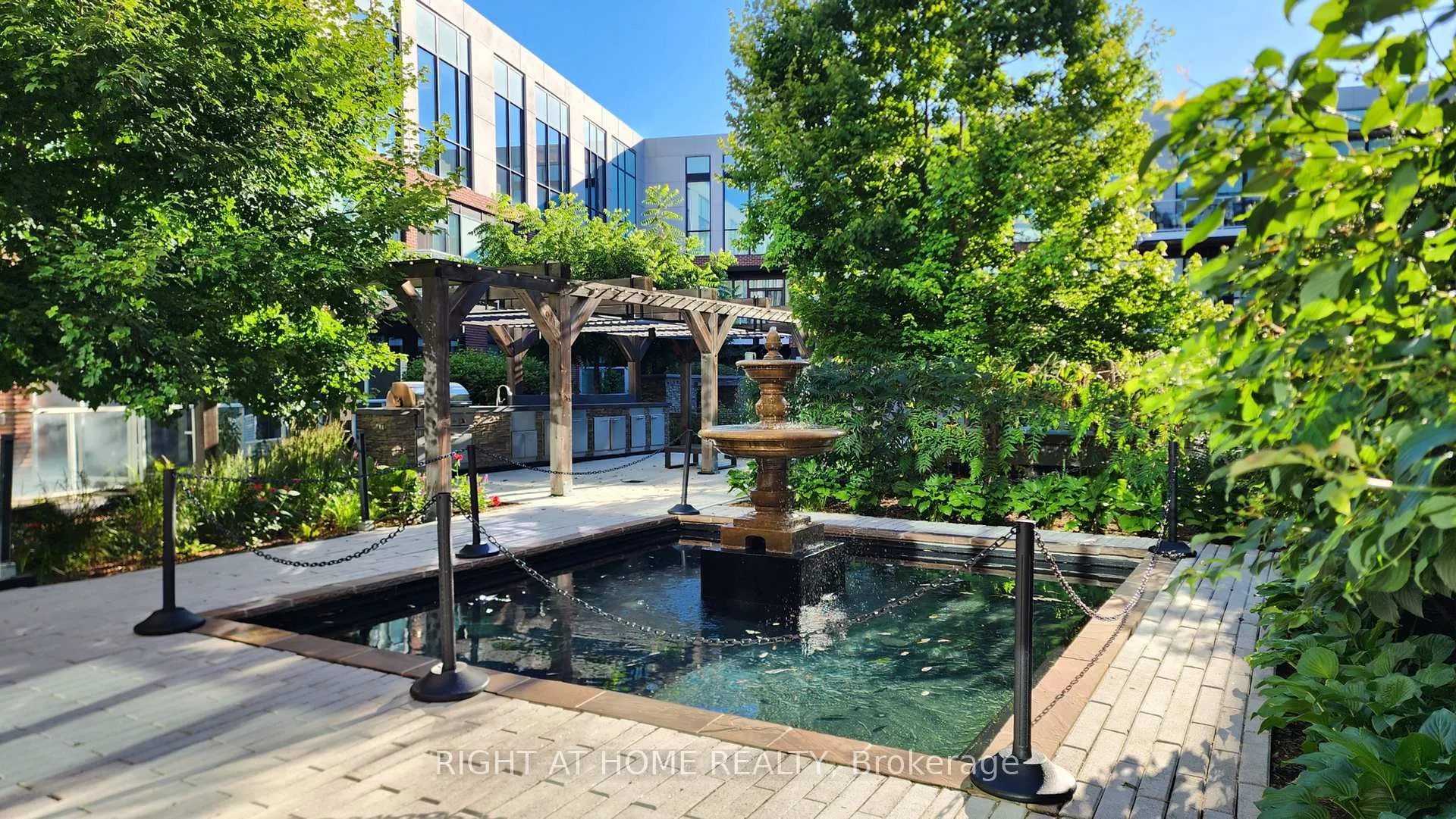 Photo 37 of Unit 210, 20 Fred Varley Drive, Markham, Unionville — HOMEH