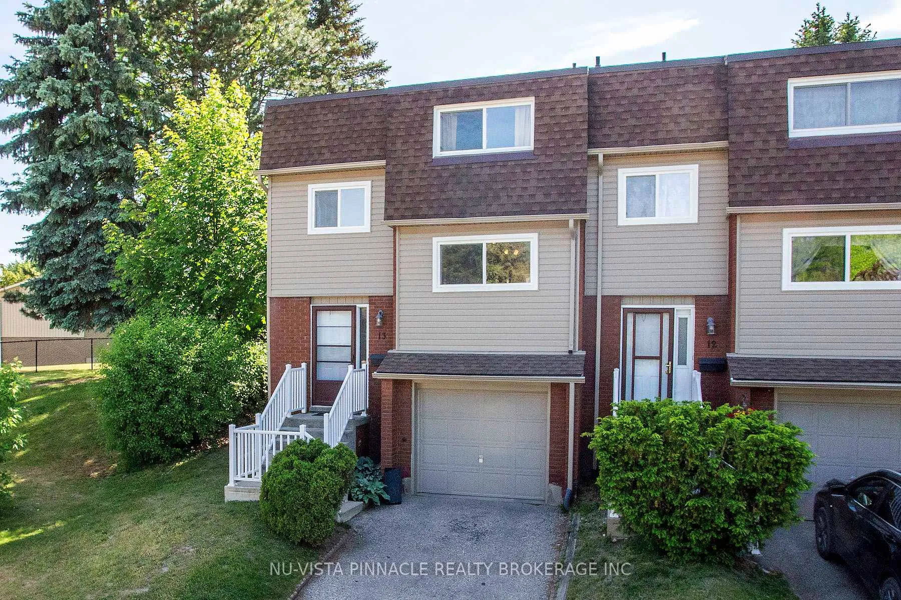 Photo of Unit 13, 285 Bluevale Street N