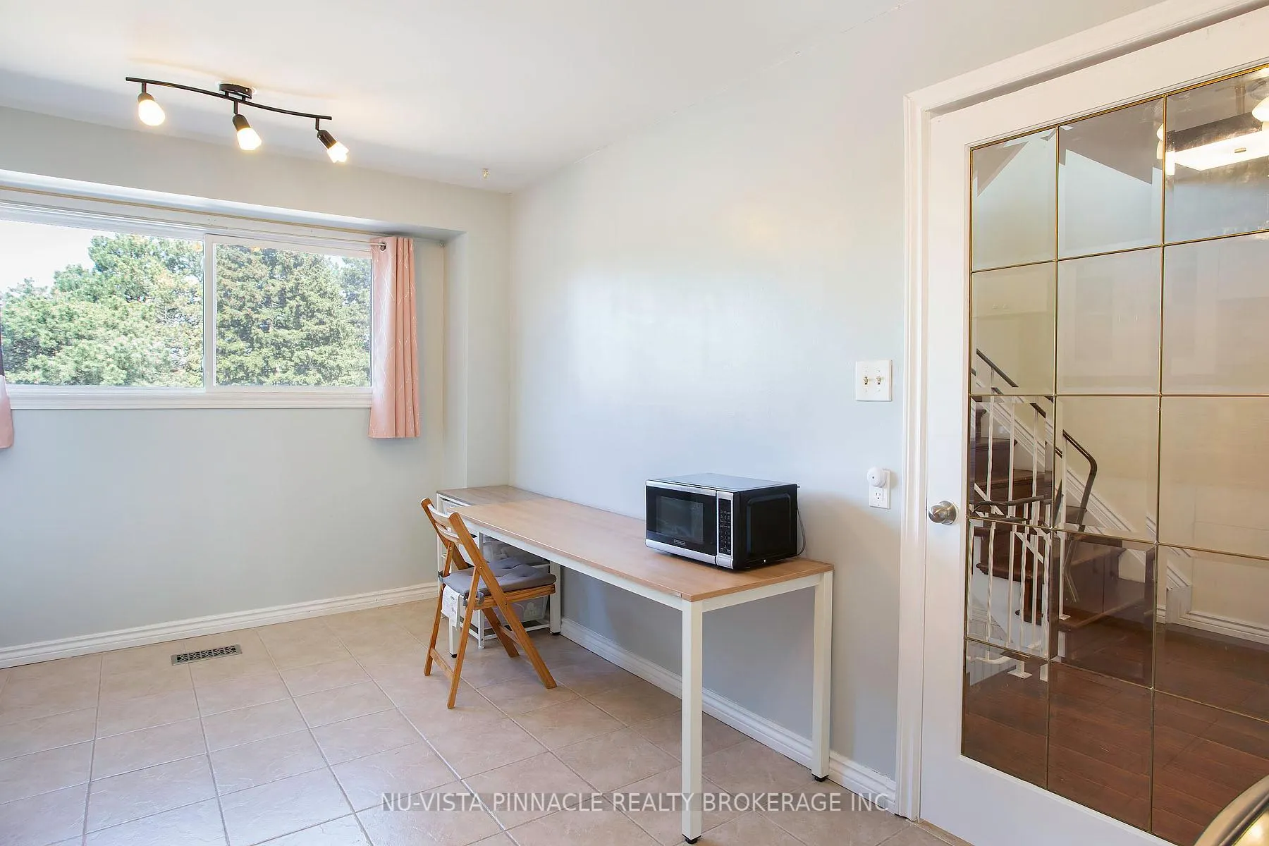 Photo 14 of Unit 13, 285 Bluevale Street N, Waterloo, Lincoln Heights — HOMEH
