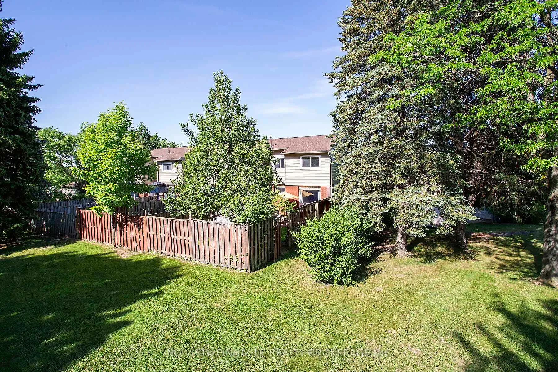 Photo 38 of Unit 13, 285 Bluevale Street N, Waterloo, Lincoln Heights — HOMEH