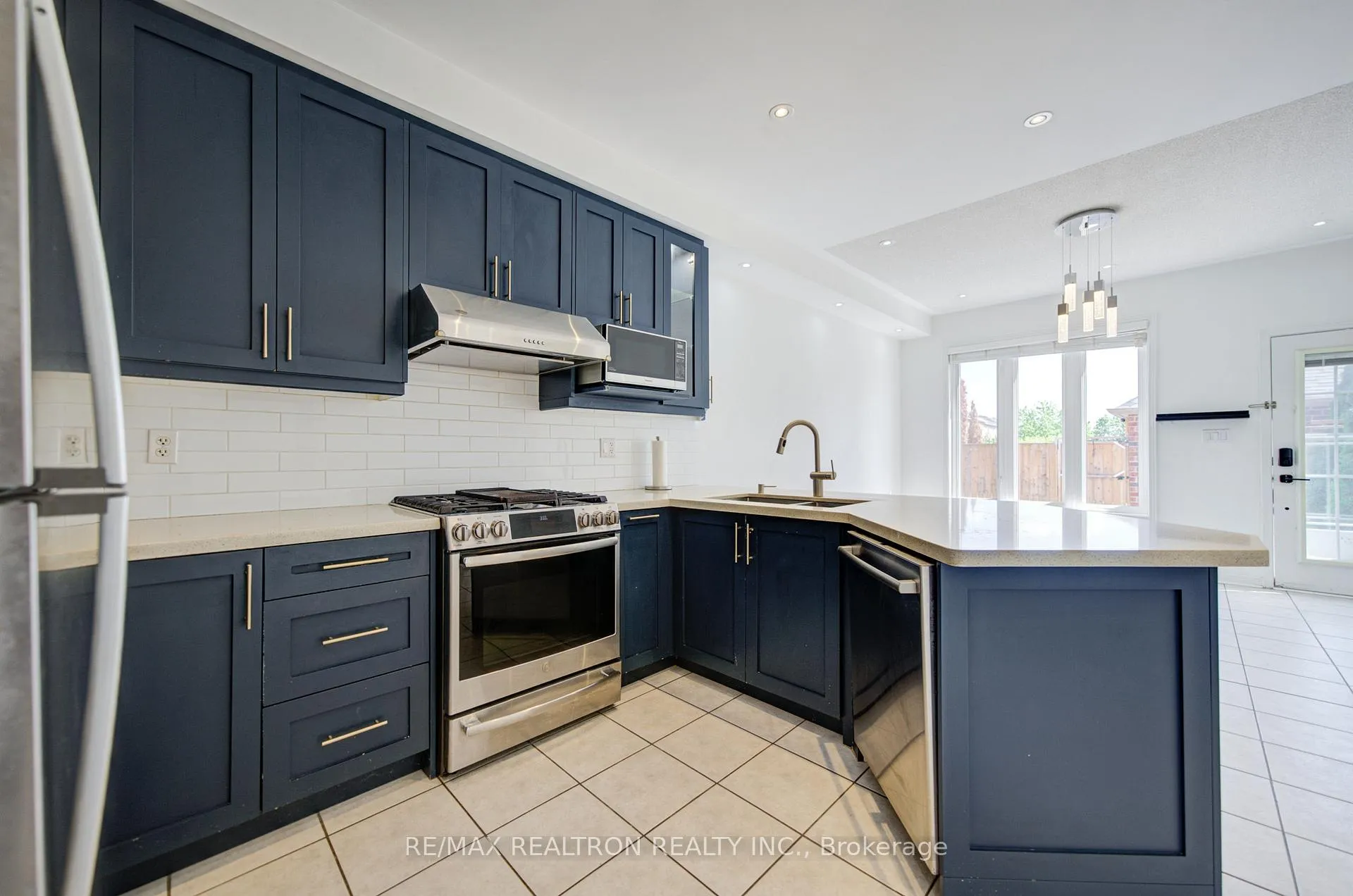 Photo 7 of 2365 Bur Oak Avenue, Markham, Greensborough — HOMEH