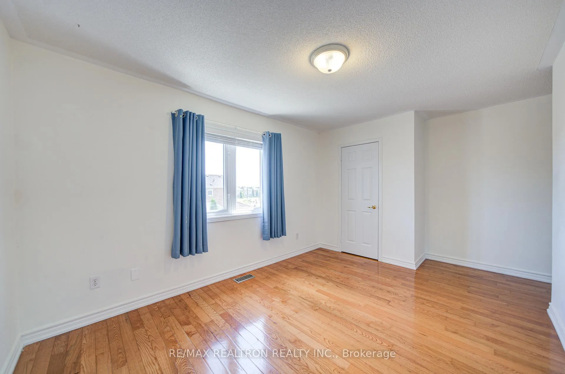 Photo 14 of 2365 Bur Oak Avenue, Markham, Greensborough — HOMEH