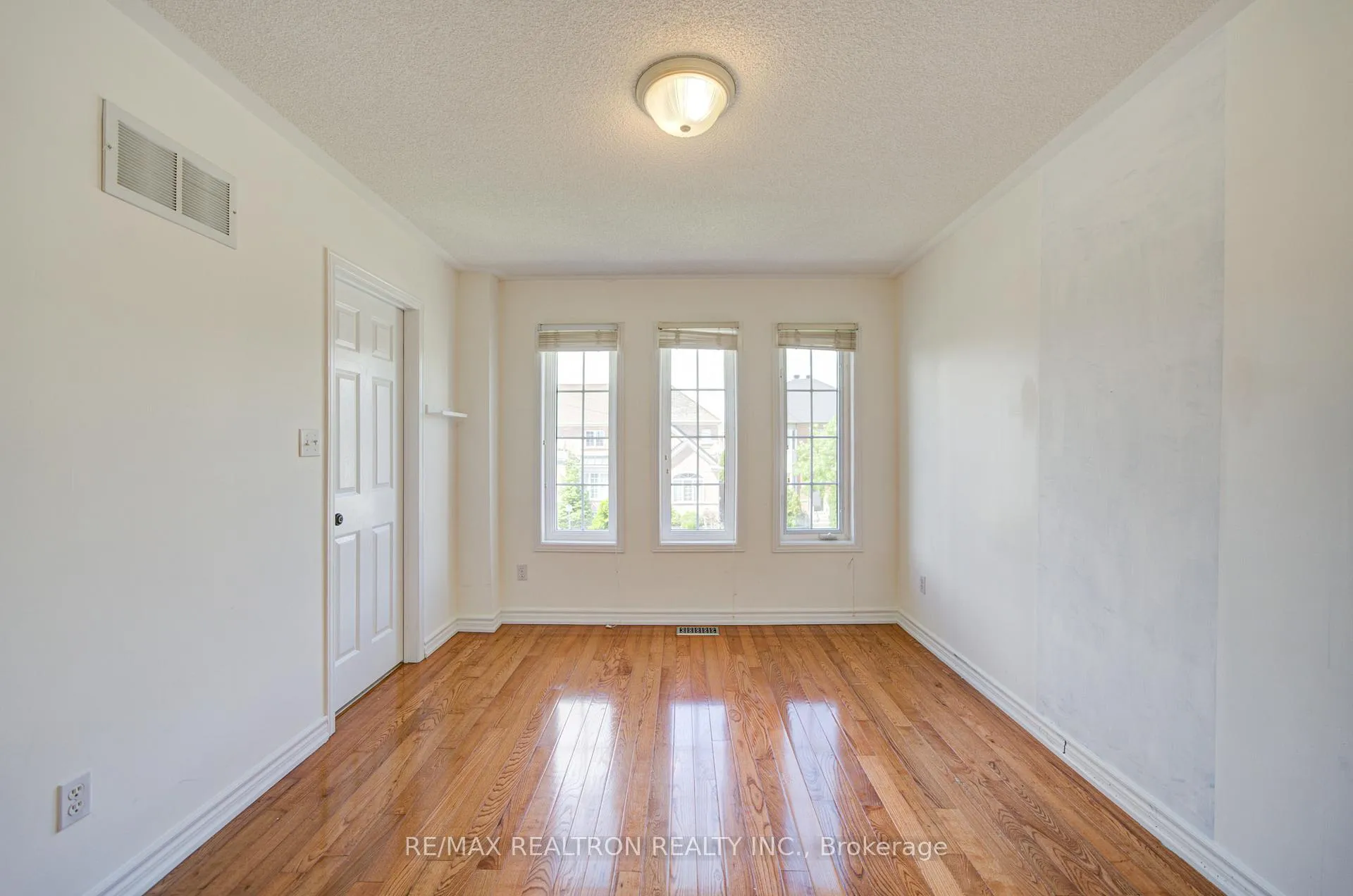 Photo 17 of 2365 Bur Oak Avenue, Markham, Greensborough — HOMEH