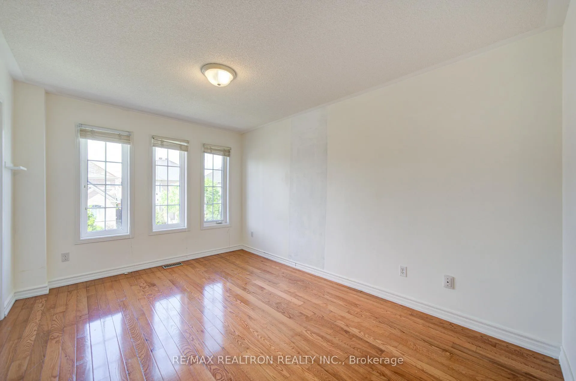 Photo 18 of 2365 Bur Oak Avenue, Markham, Greensborough — HOMEH