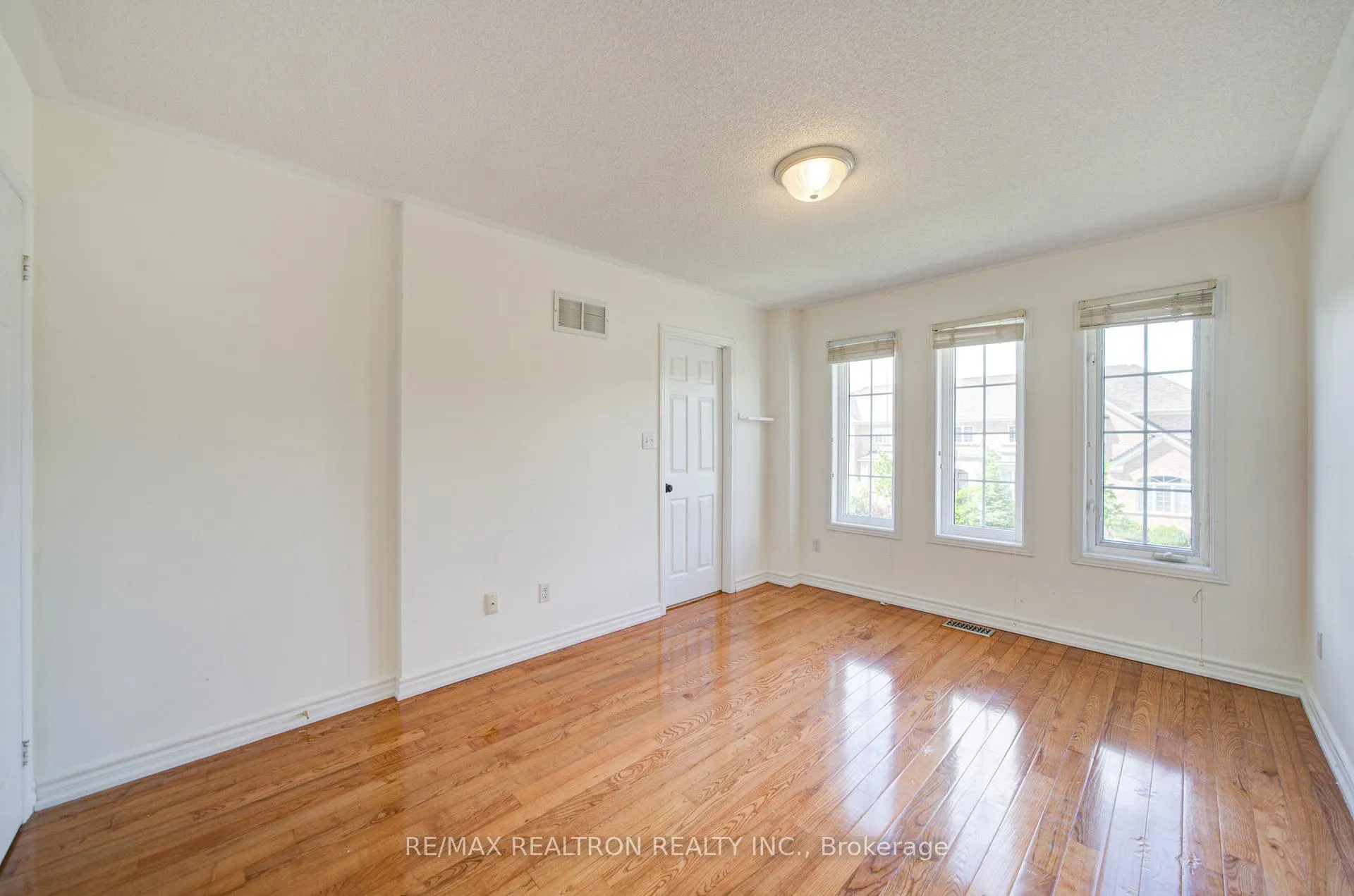 Photo 19 of 2365 Bur Oak Avenue, Markham, Greensborough — HOMEH