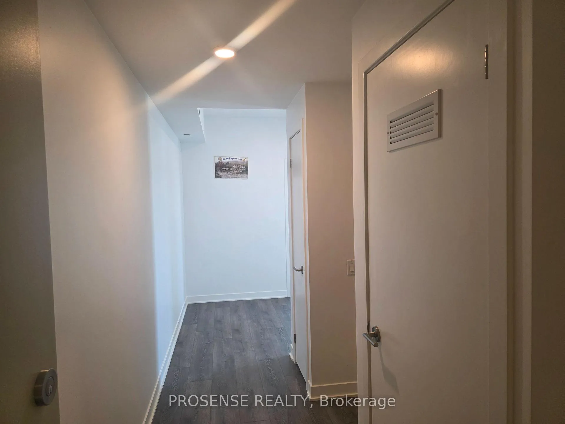 Photo 16 of Unit 704, 10 Flavelle Trail, Vaughan, Steeles West Industrial — HOMEH