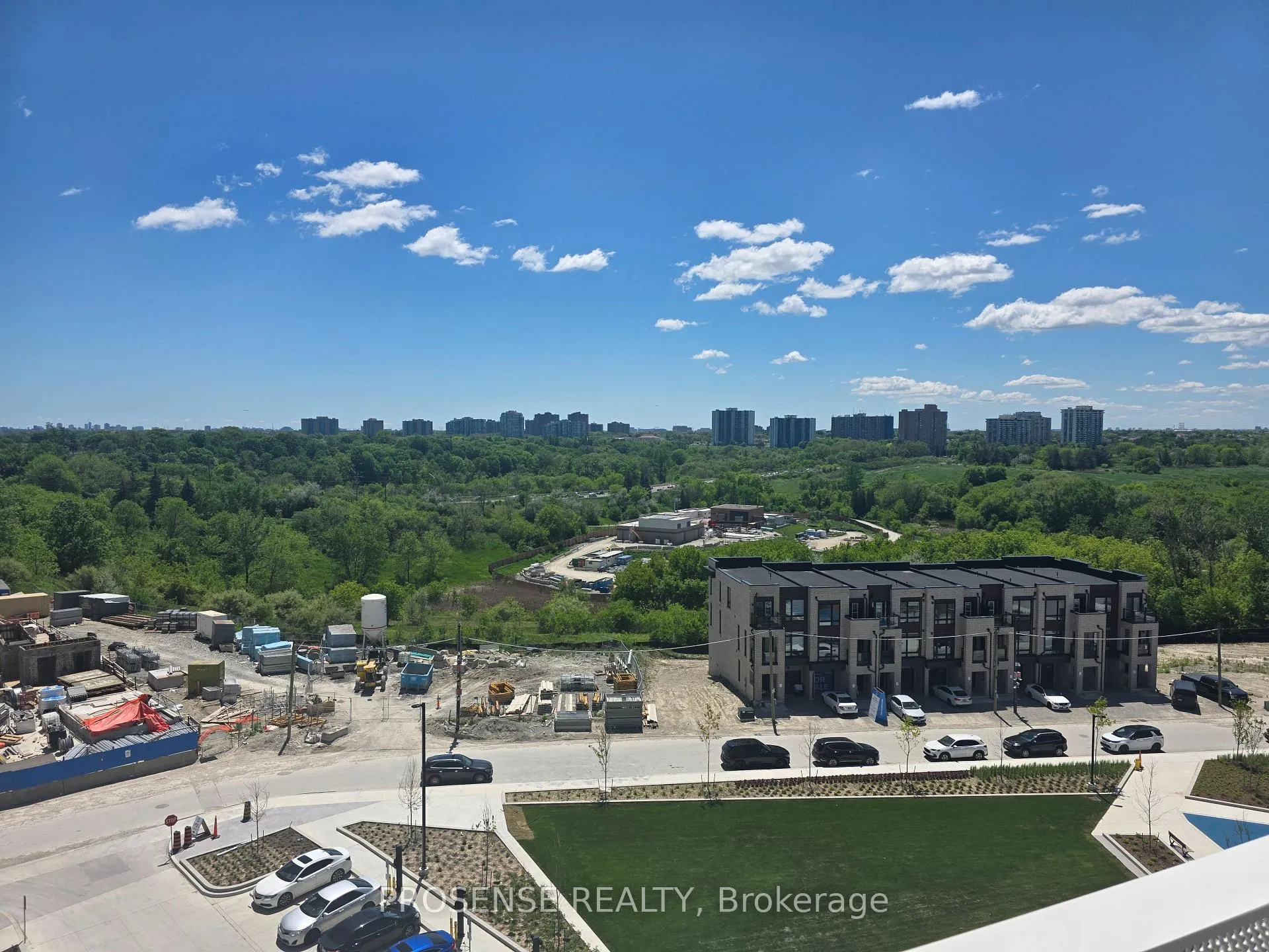 Photo 35 of Unit 704, 10 Flavelle Trail, Vaughan, Steeles West Industrial — HOMEH