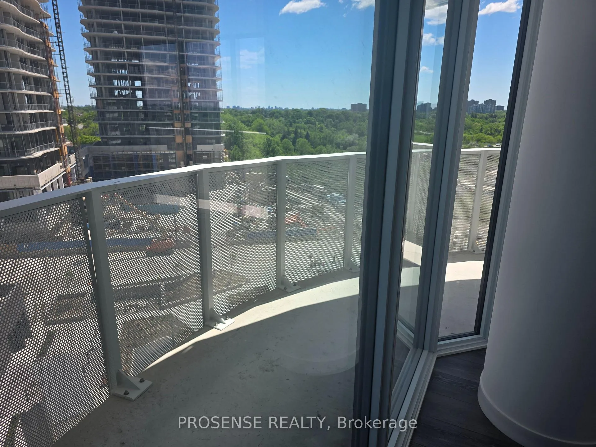 Photo 36 of Unit 704, 10 Flavelle Trail, Vaughan, Steeles West Industrial — HOMEH