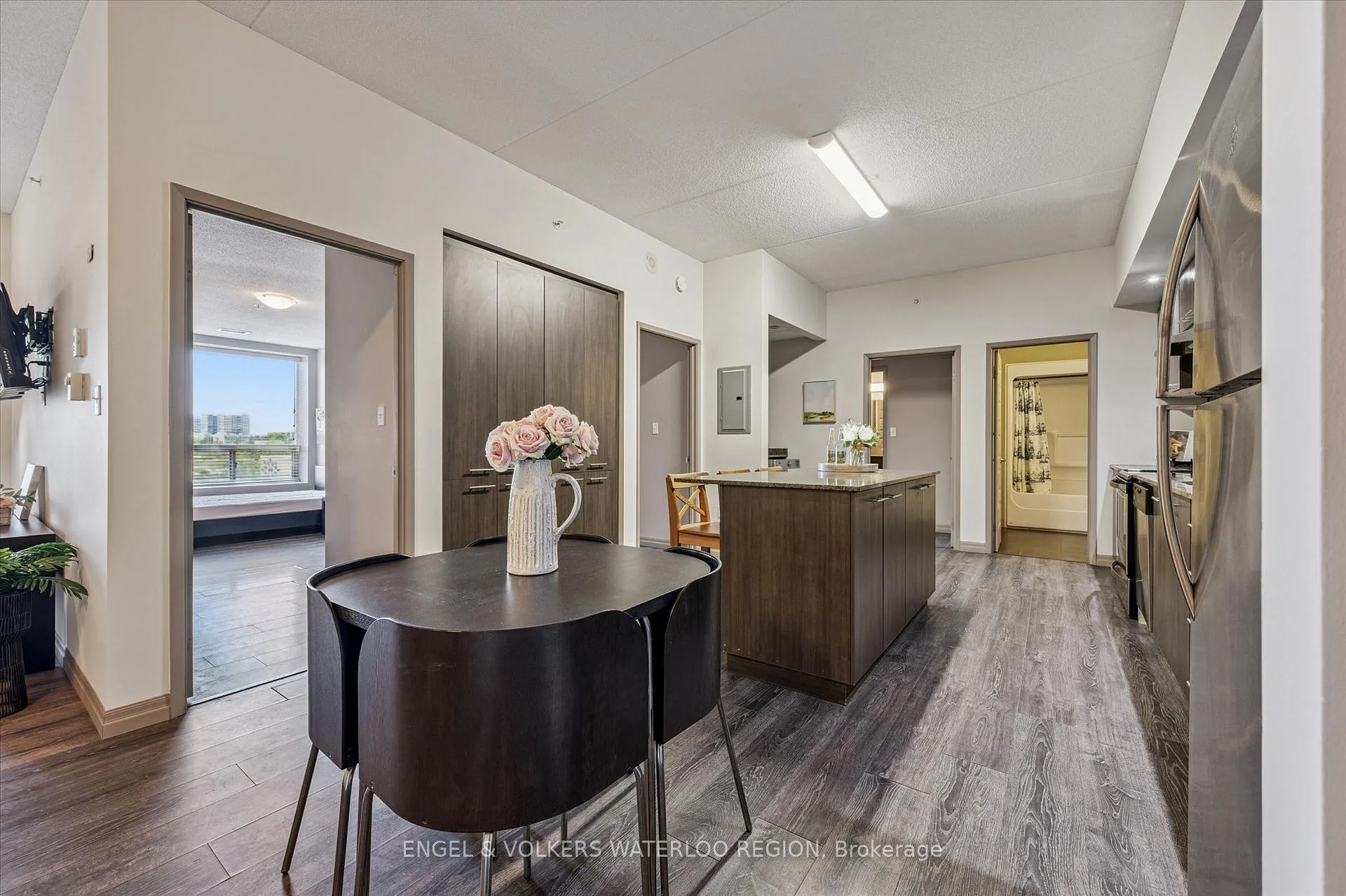 Photo 14 of Unit 1004, 8 Hickory Street W, Waterloo, Beechwood/University — HOMEH