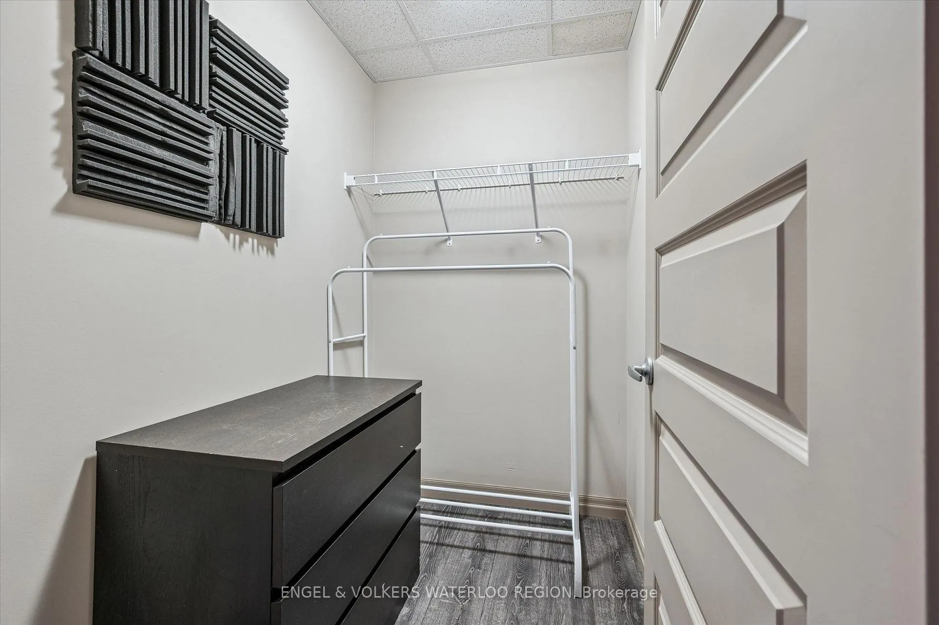 Photo 32 of Unit 1004, 8 Hickory Street W, Waterloo, Beechwood/University — HOMEH