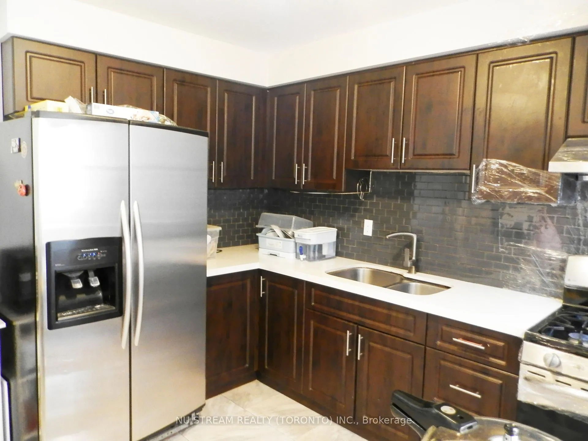 Photo 10 of 11 Dunbar Crescent, Markham, Milliken Mills East — HOMEH