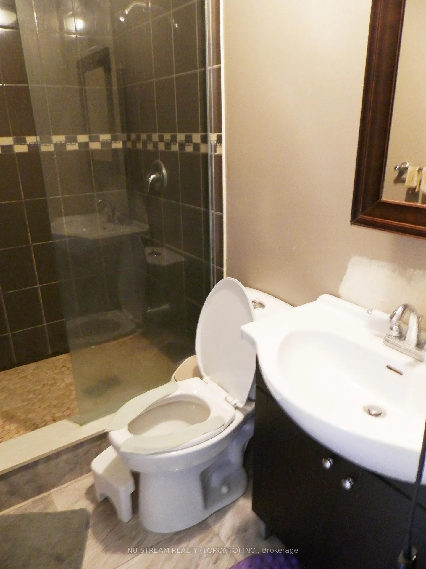 Photo 22 of 11 Dunbar Crescent, Markham, Milliken Mills East — HOMEH