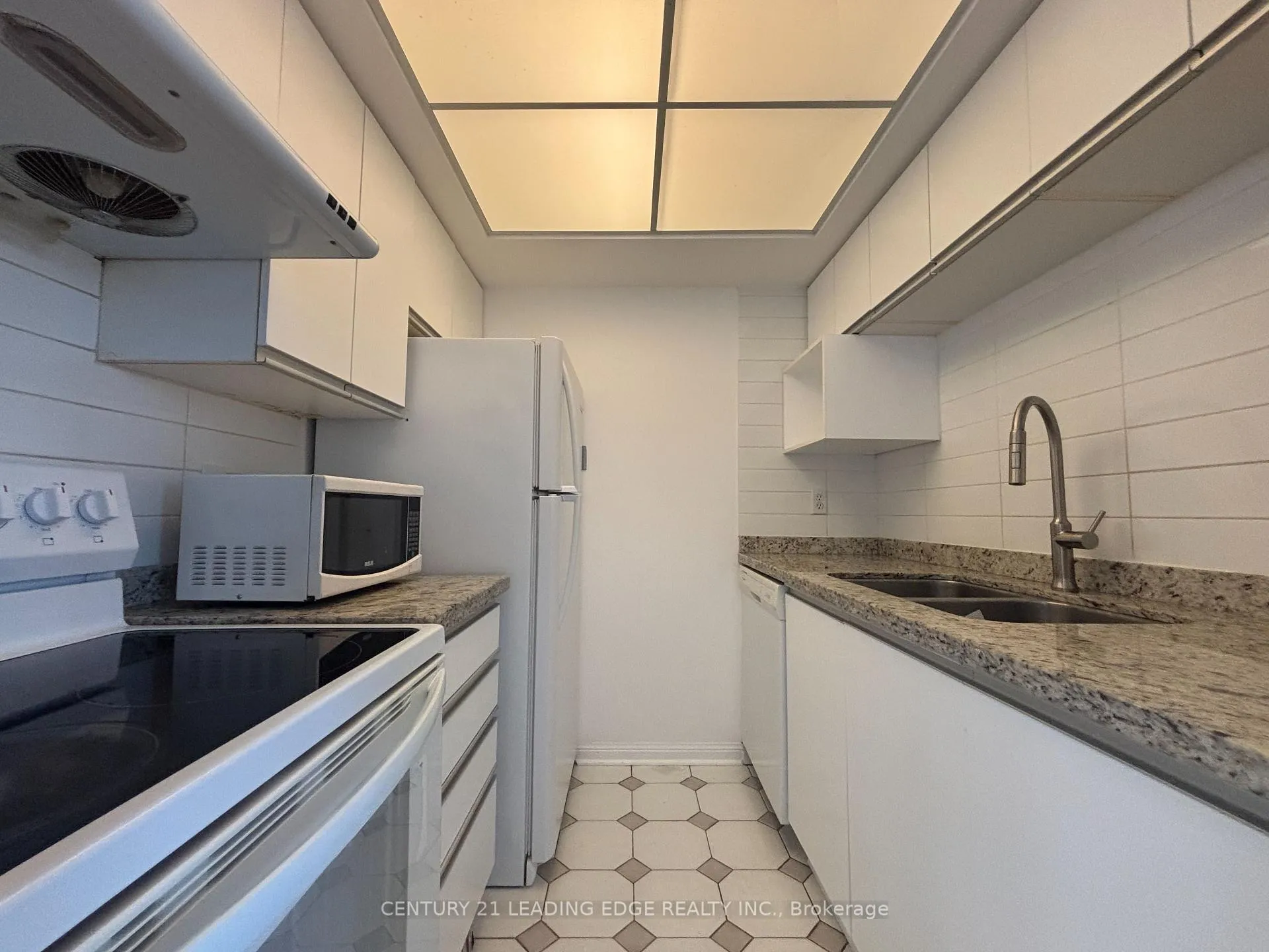 Photo 12 of Unit 405, 101 Subway Crescent, Etobicoke, Islington-City Centre West — HOMEH