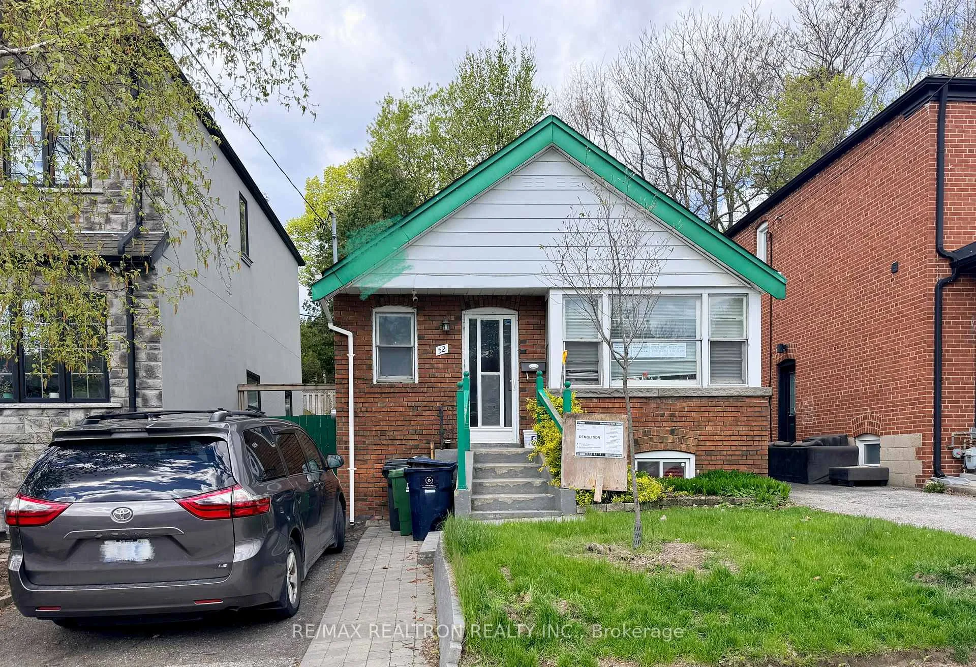 Photo 1 of 52 Glenside Avenue, Toronto, Greenwood-Coxwell — HOMEH
