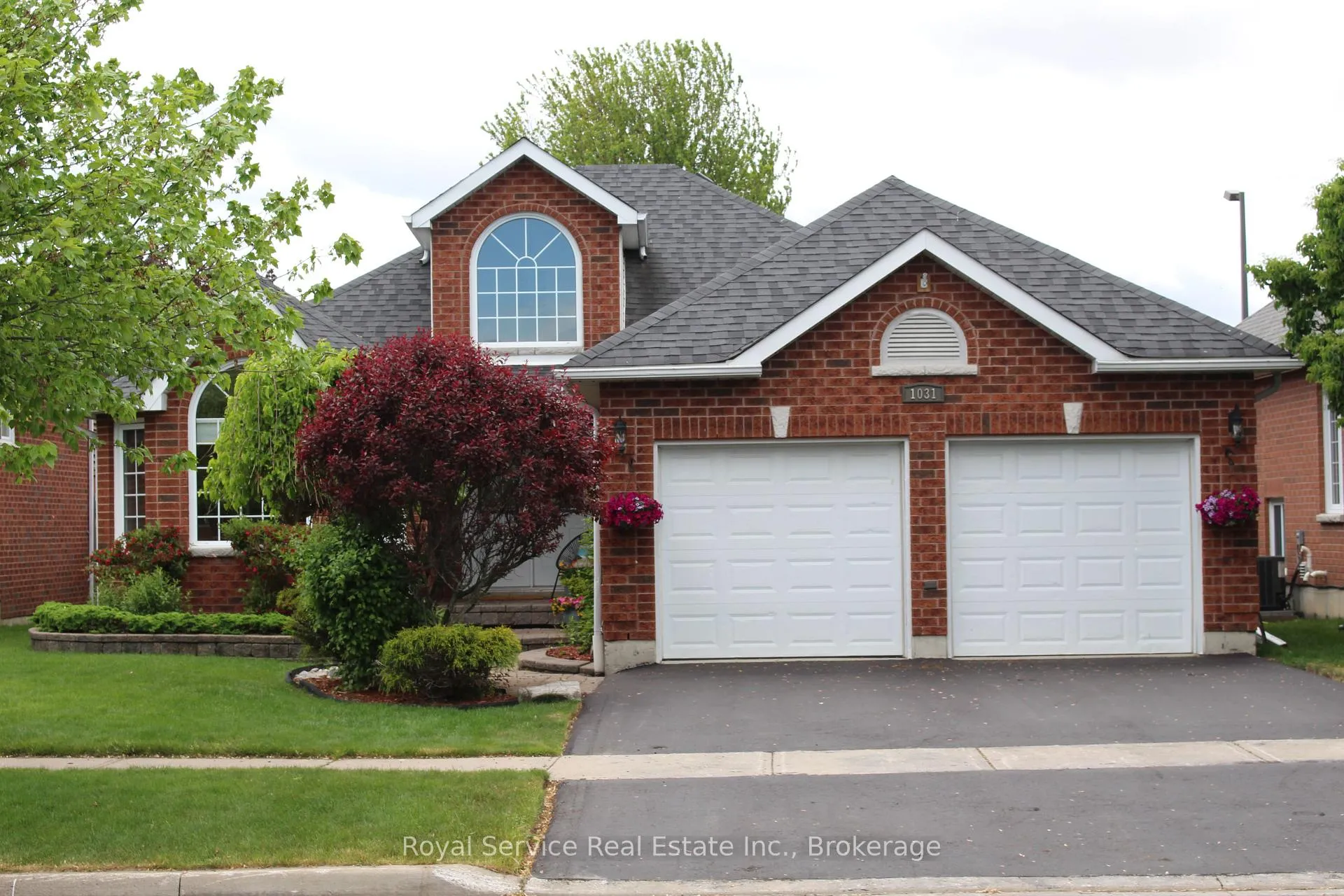 Photo 2 of 1031 Otto Drive, Cobourg — HOMEH