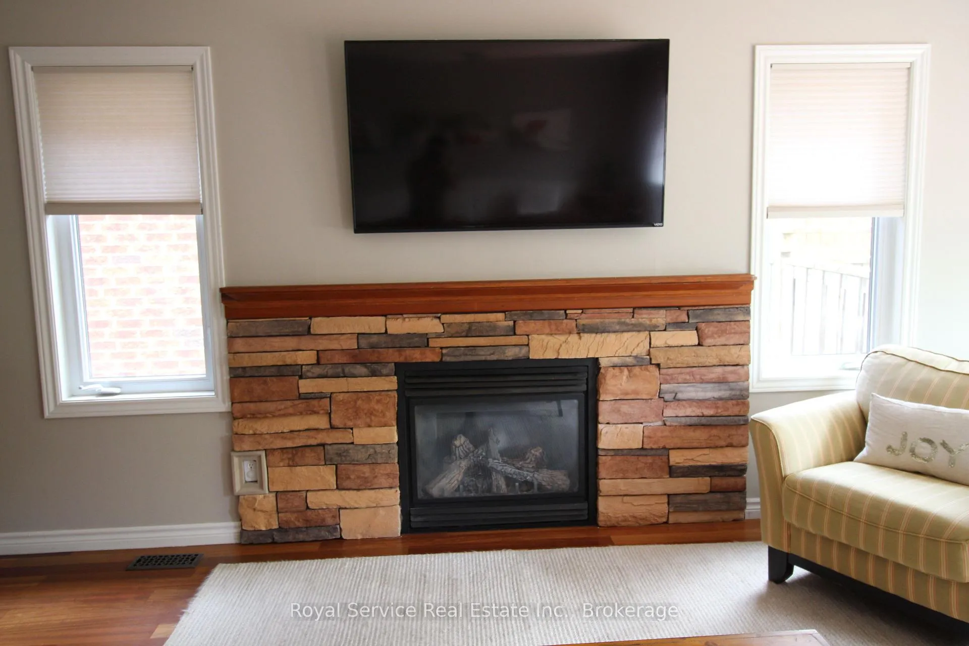 Photo 5 of 1031 Otto Drive, Cobourg — HOMEH
