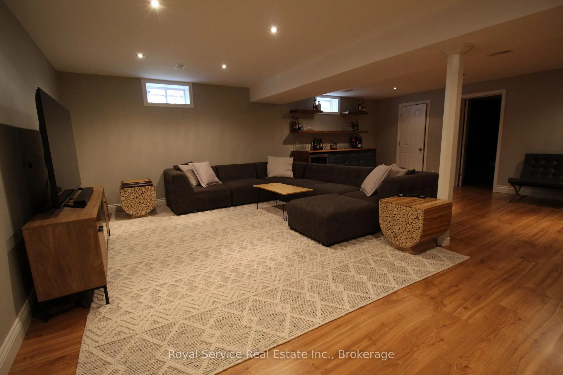 Photo 9 of 1031 Otto Drive, Cobourg — HOMEH