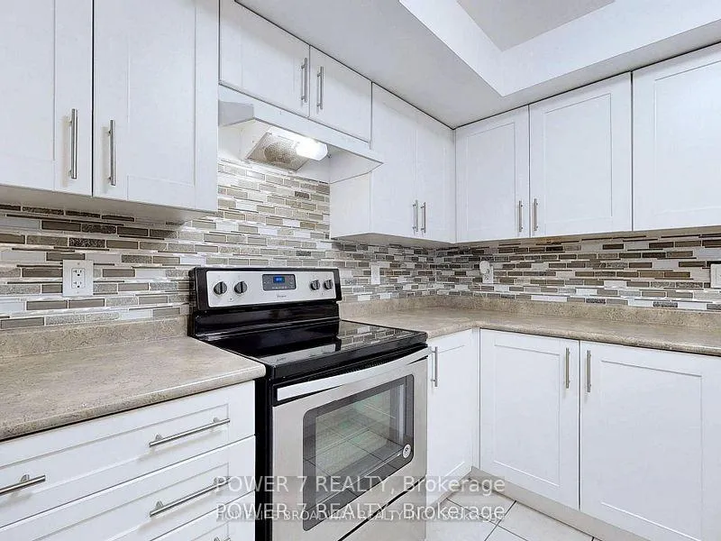 Photo 10 of Unit 509, 30 Dunsheath Way, Markham, Cornell — HOMEH