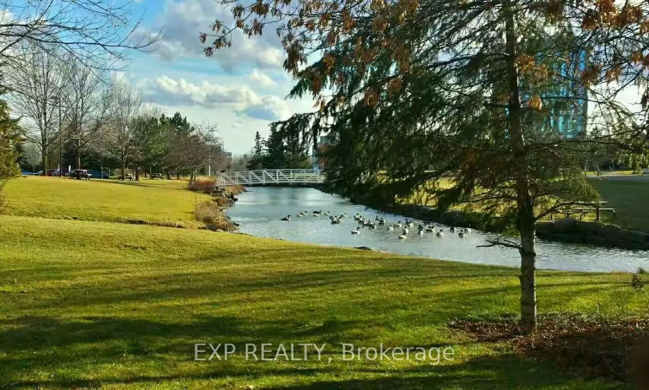 Photo 3 of 66 Kimbolton Crescent, Ottawa, Kanata - Morgan's Grant/South March — HOMEH