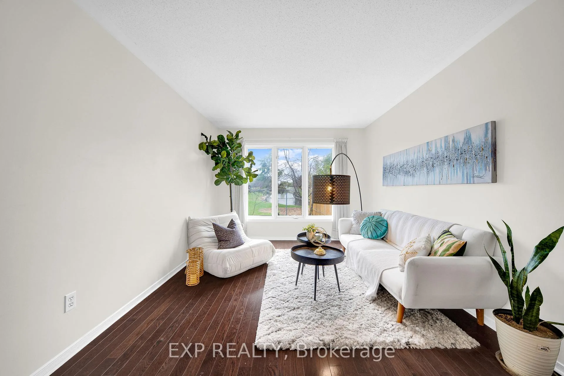 Photo 8 of 66 Kimbolton Crescent, Ottawa, Kanata - Morgan's Grant/South March — HOMEH