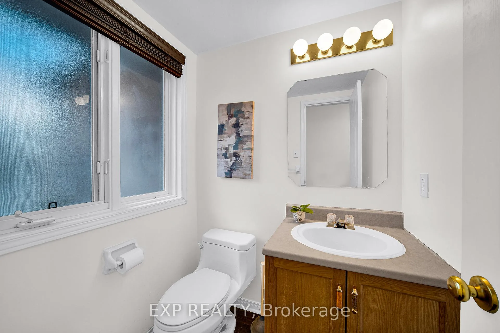 Photo 18 of 66 Kimbolton Crescent, Ottawa, Kanata - Morgan's Grant/South March — HOMEH
