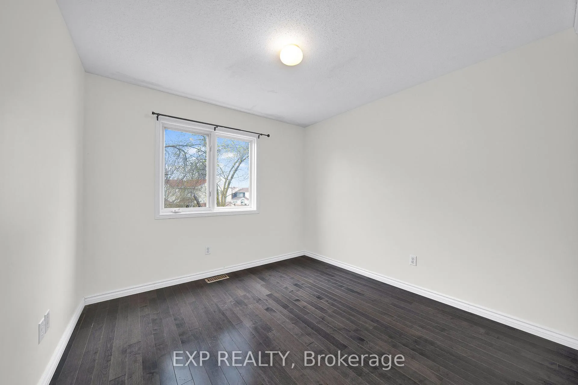 Photo 25 of 66 Kimbolton Crescent, Ottawa, Kanata - Morgan's Grant/South March — HOMEH