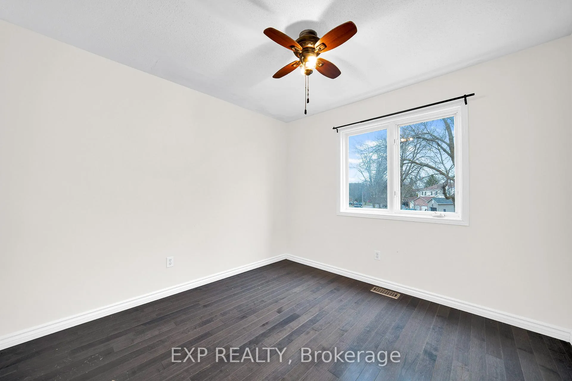 Photo 27 of 66 Kimbolton Crescent, Ottawa, Kanata - Morgan's Grant/South March — HOMEH