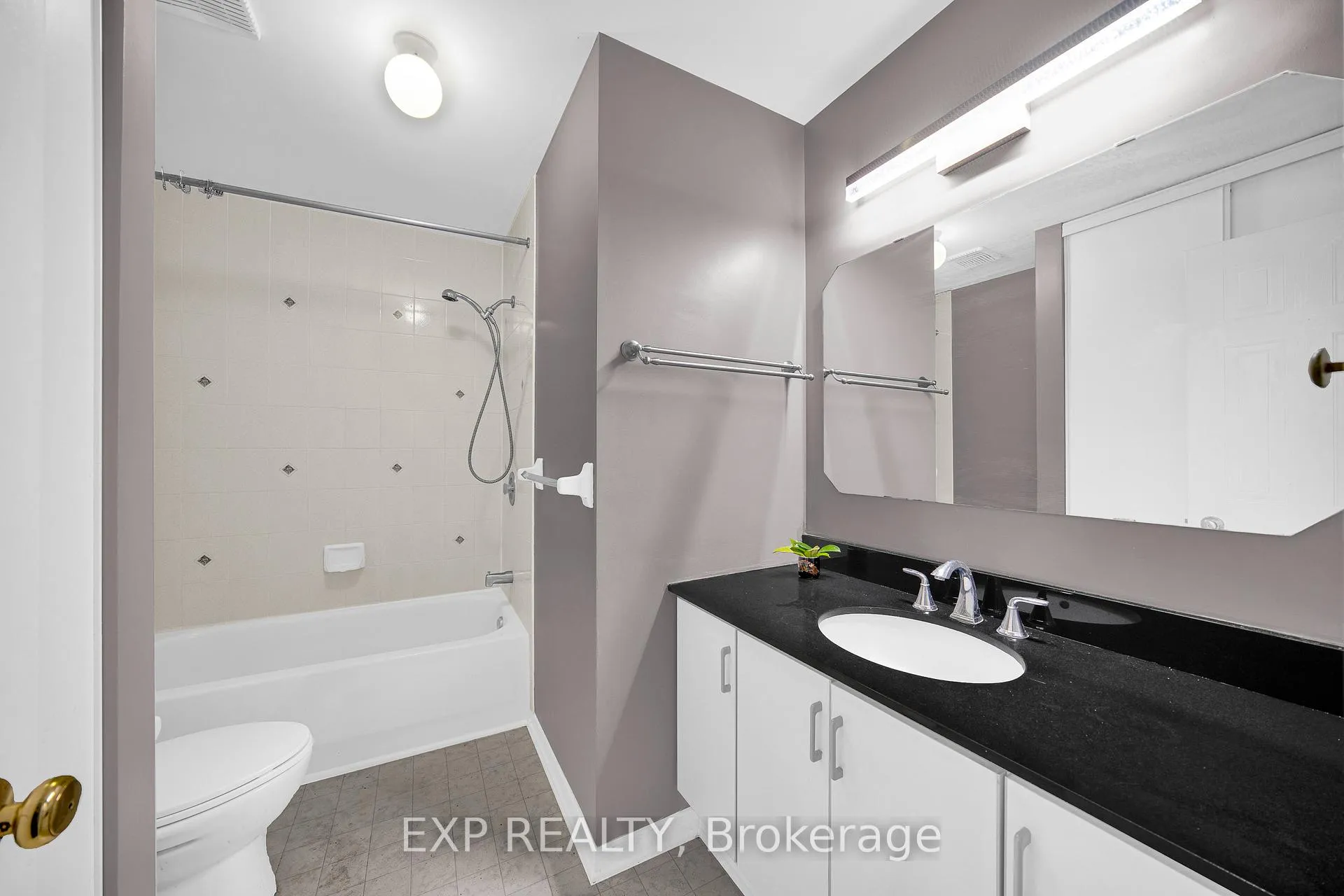 Photo 29 of 66 Kimbolton Crescent, Ottawa, Kanata - Morgan's Grant/South March — HOMEH