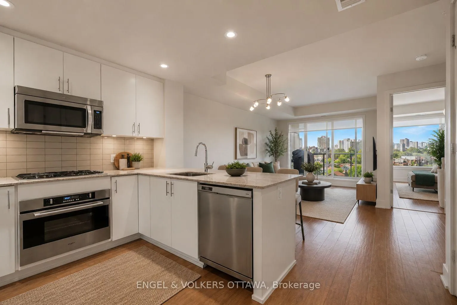 Photo 12 of Unit 605, 7 Marquette Avenue, Ottawa, Vanier — HOMEH