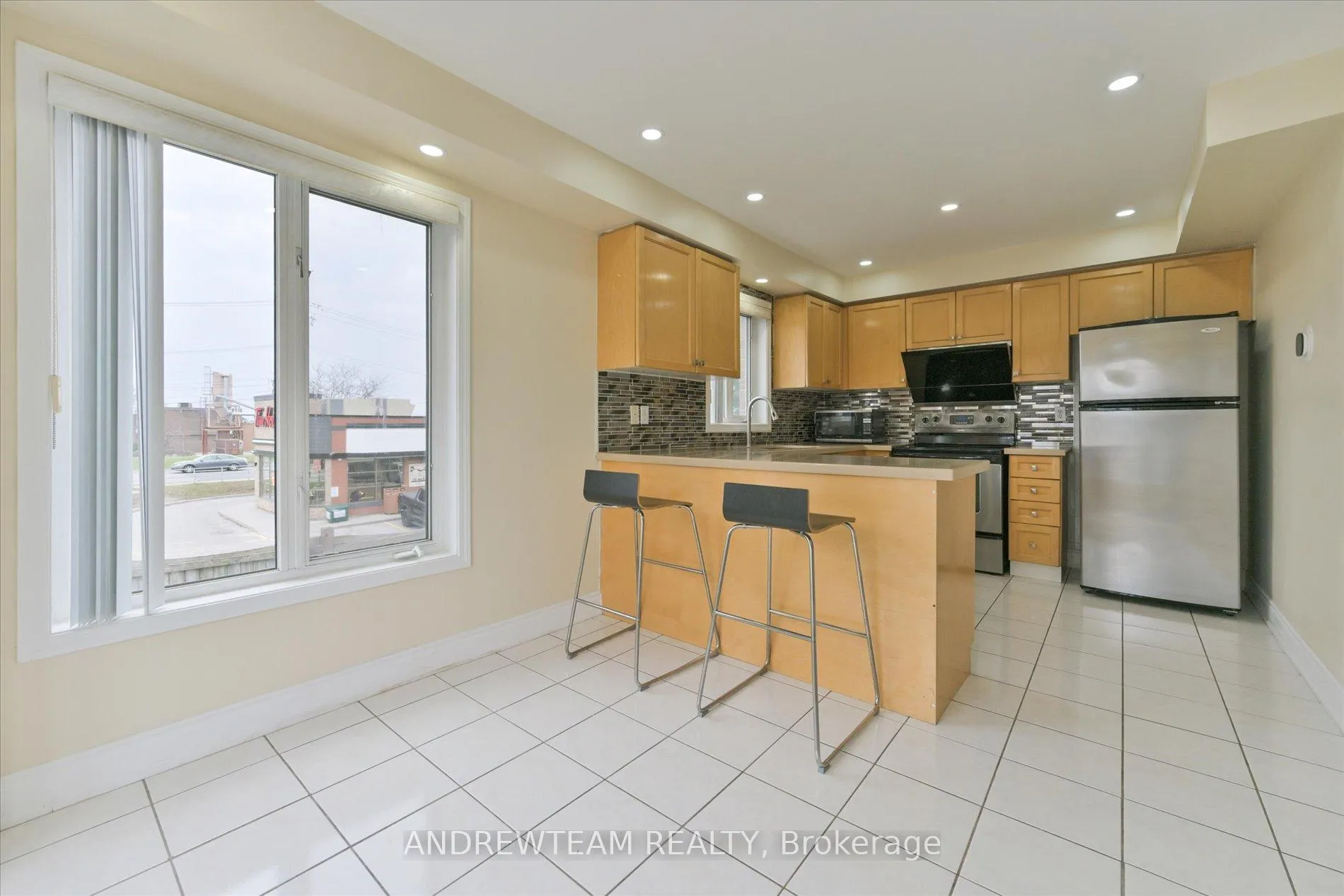 Photo 11 of Unit 1, 1075 Ellesmere Road, Scarborough, Dorset Park — HOMEH