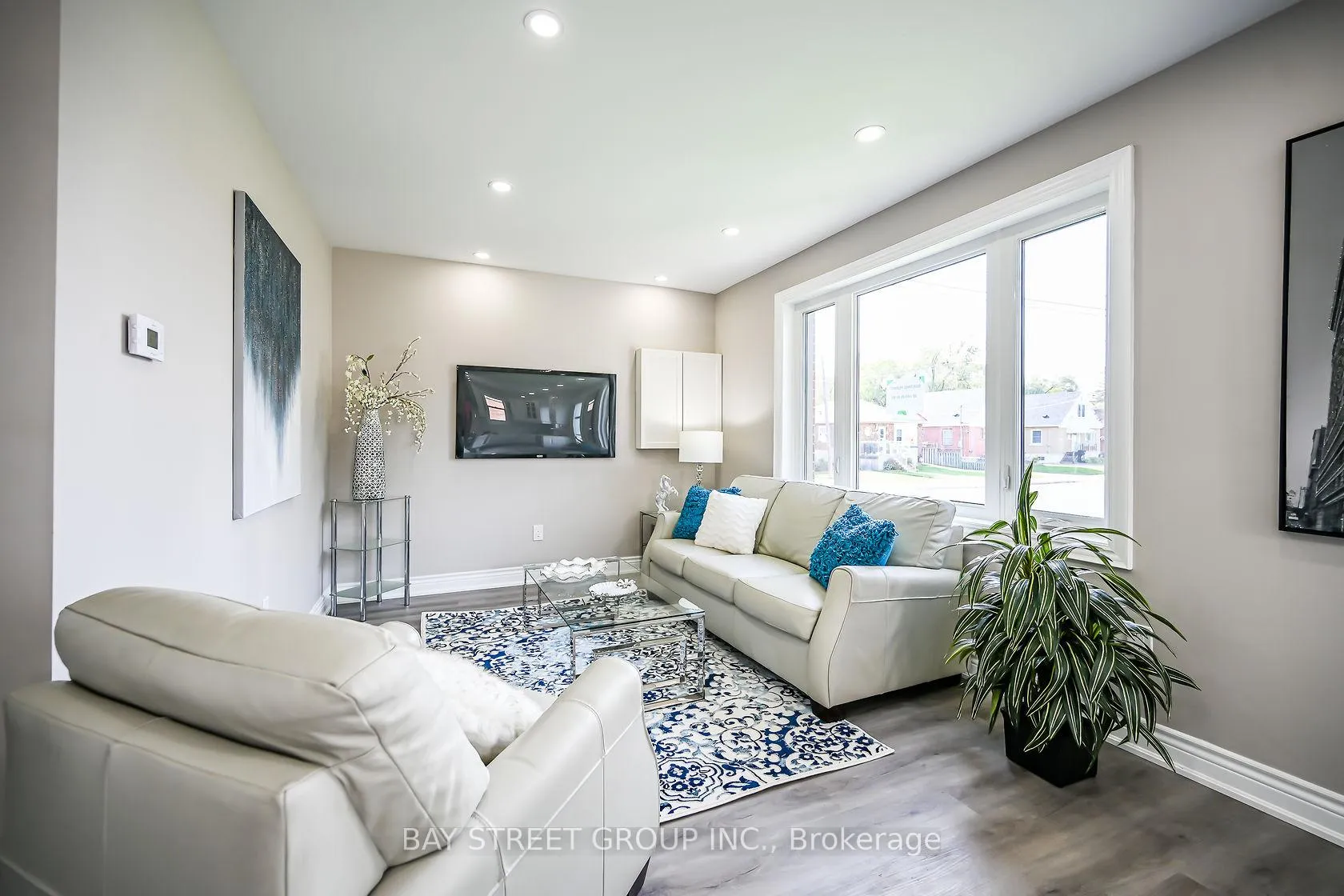 Photo 13 of Unit Upper, 49 East 41st Street, Hamilton, Sunninghill — HOMEH