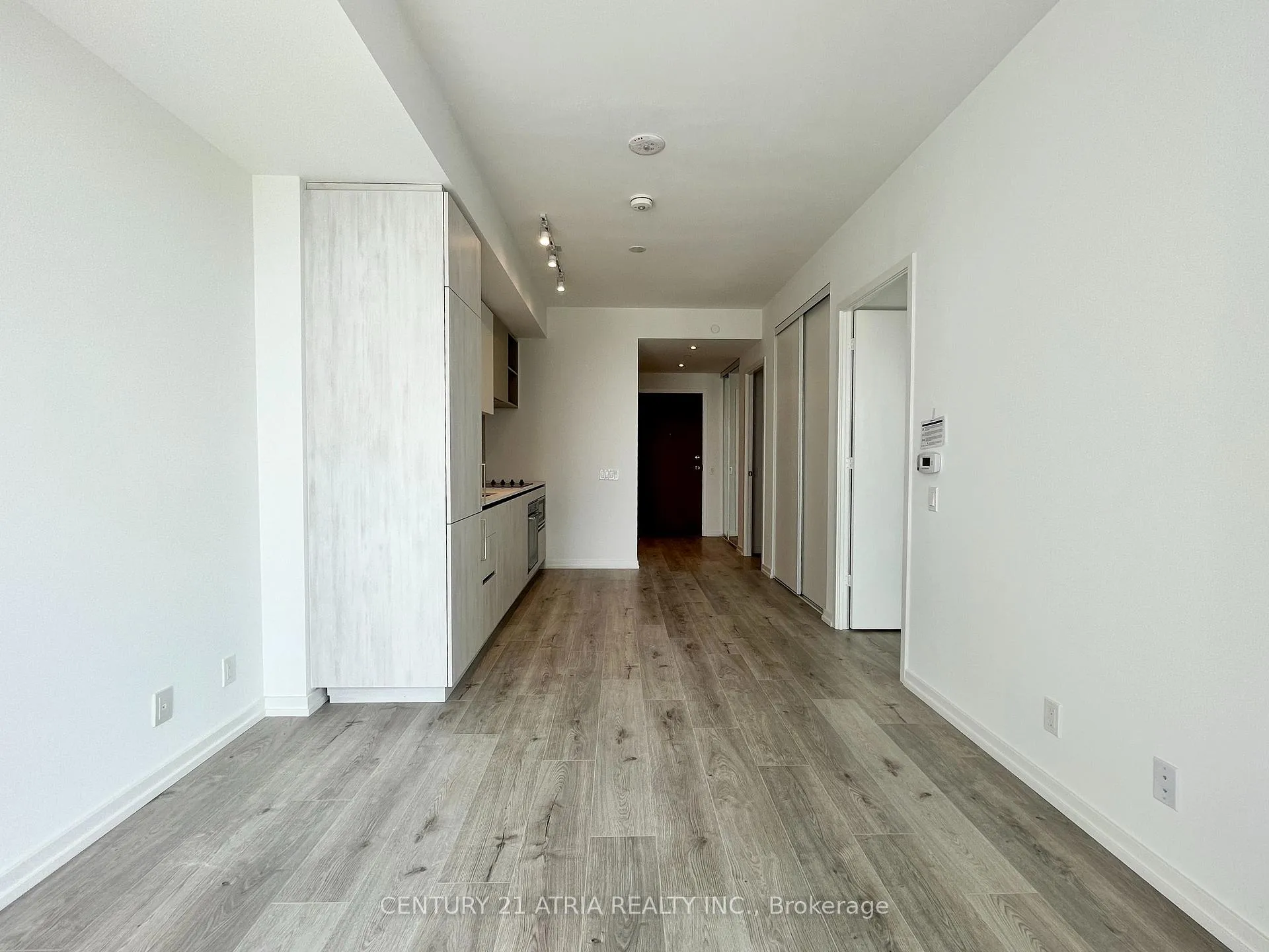 Photo 4 of Unit 2103, 7890 Jane Street, Vaughan, Vaughan Corporate Centre — HOMEH