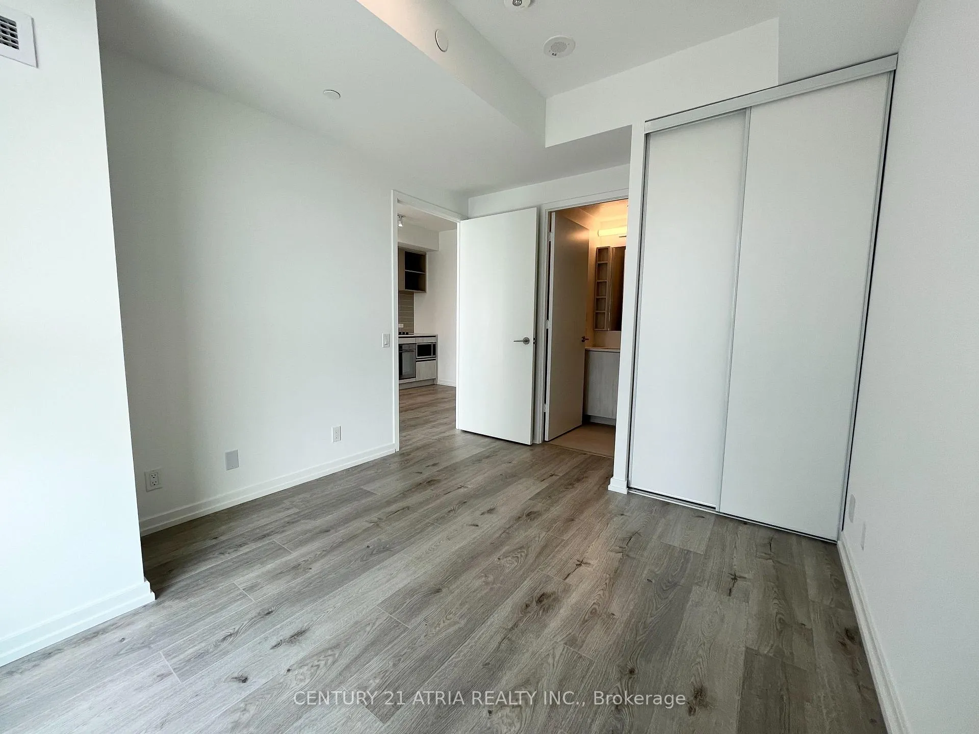 Photo 9 of Unit 2103, 7890 Jane Street, Vaughan, Vaughan Corporate Centre — HOMEH