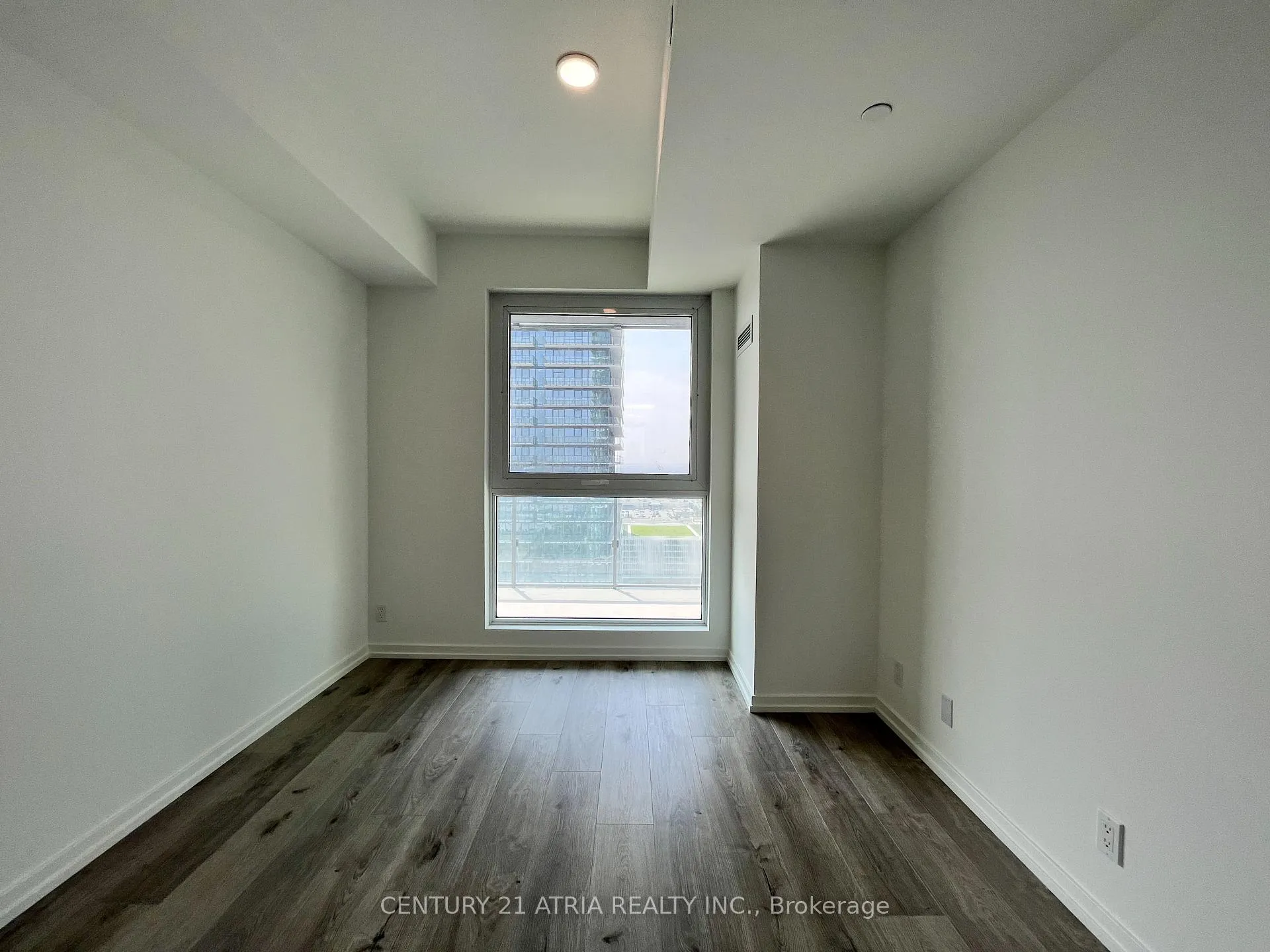 Photo 10 of Unit 2103, 7890 Jane Street, Vaughan, Vaughan Corporate Centre — HOMEH