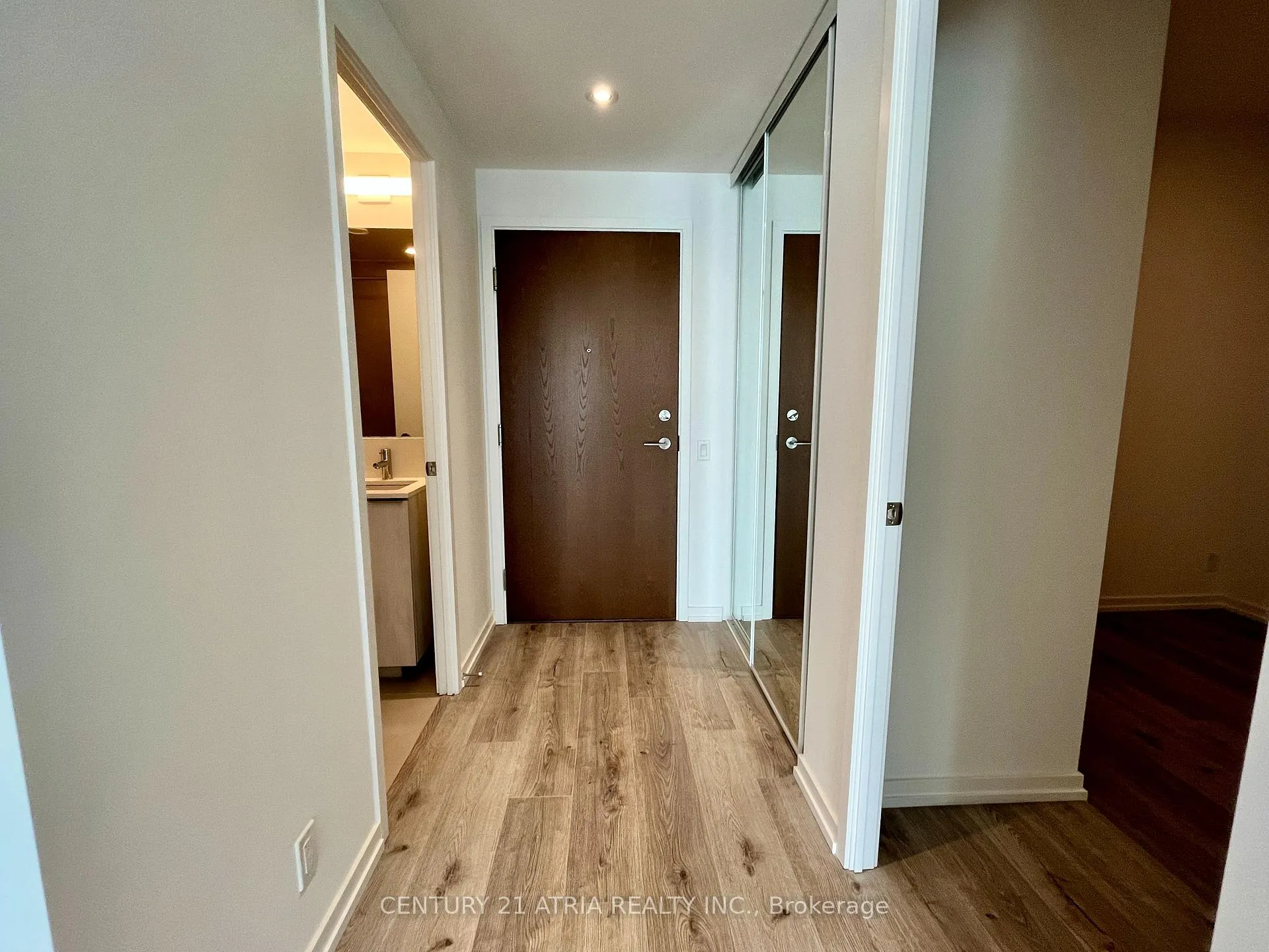 Photo 12 of Unit 2103, 7890 Jane Street, Vaughan, Vaughan Corporate Centre — HOMEH