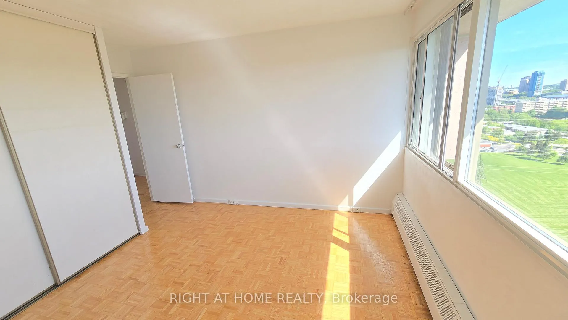 Photo 13 of Unit 2108, 725 Don Mills Road, Toronto, Flemingdon Park — HOMEH