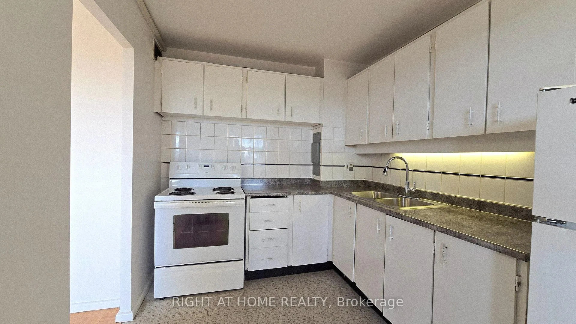 Photo 17 of Unit 2108, 725 Don Mills Road, Toronto, Flemingdon Park — HOMEH