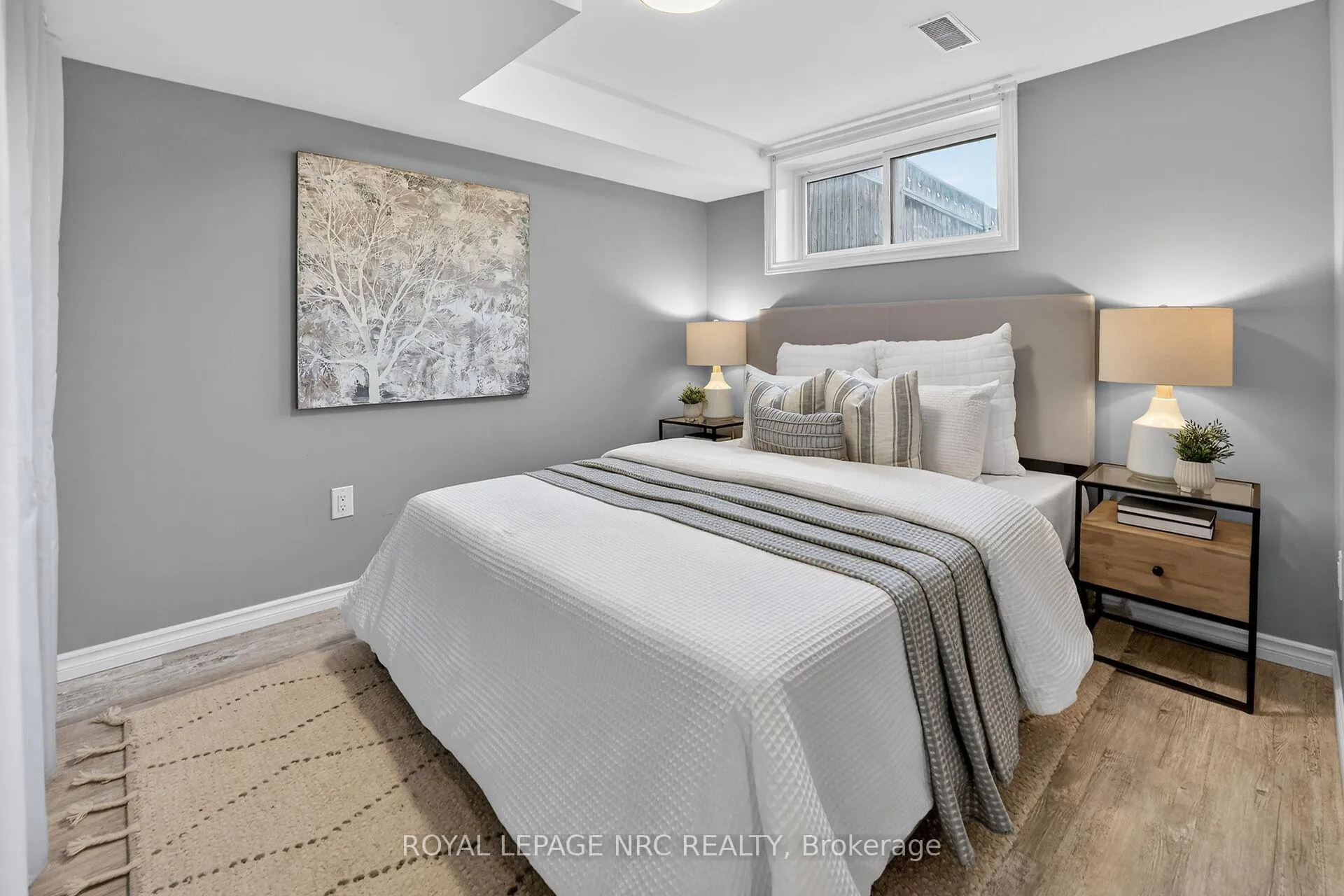 Photo 22 of 4451 Meadowvale Drive, Niagara Falls, Morrison — HOMEH