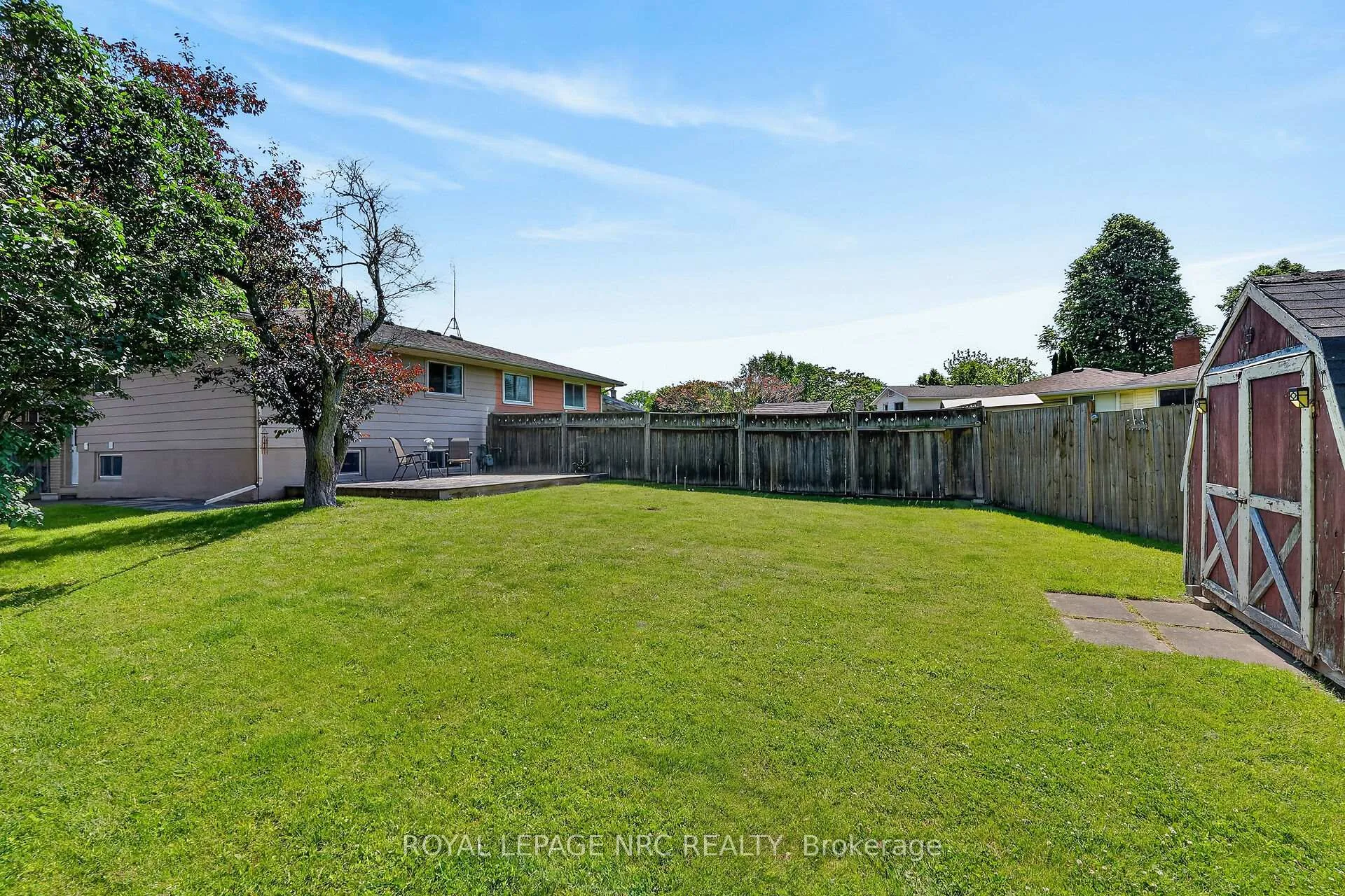 Photo 29 of 4451 Meadowvale Drive, Niagara Falls, Morrison — HOMEH