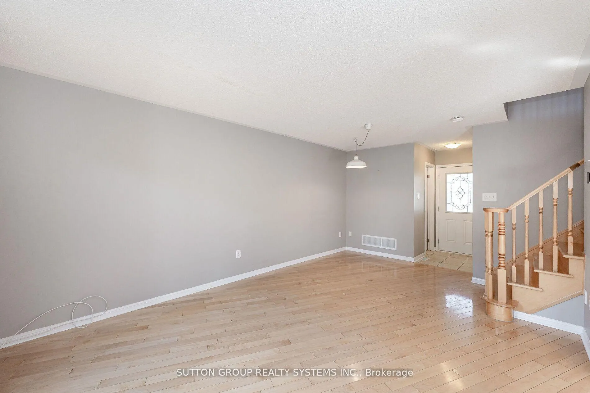 Photo 8 of 1152 Riddell Crescent, Milton, Beaty — HOMEH