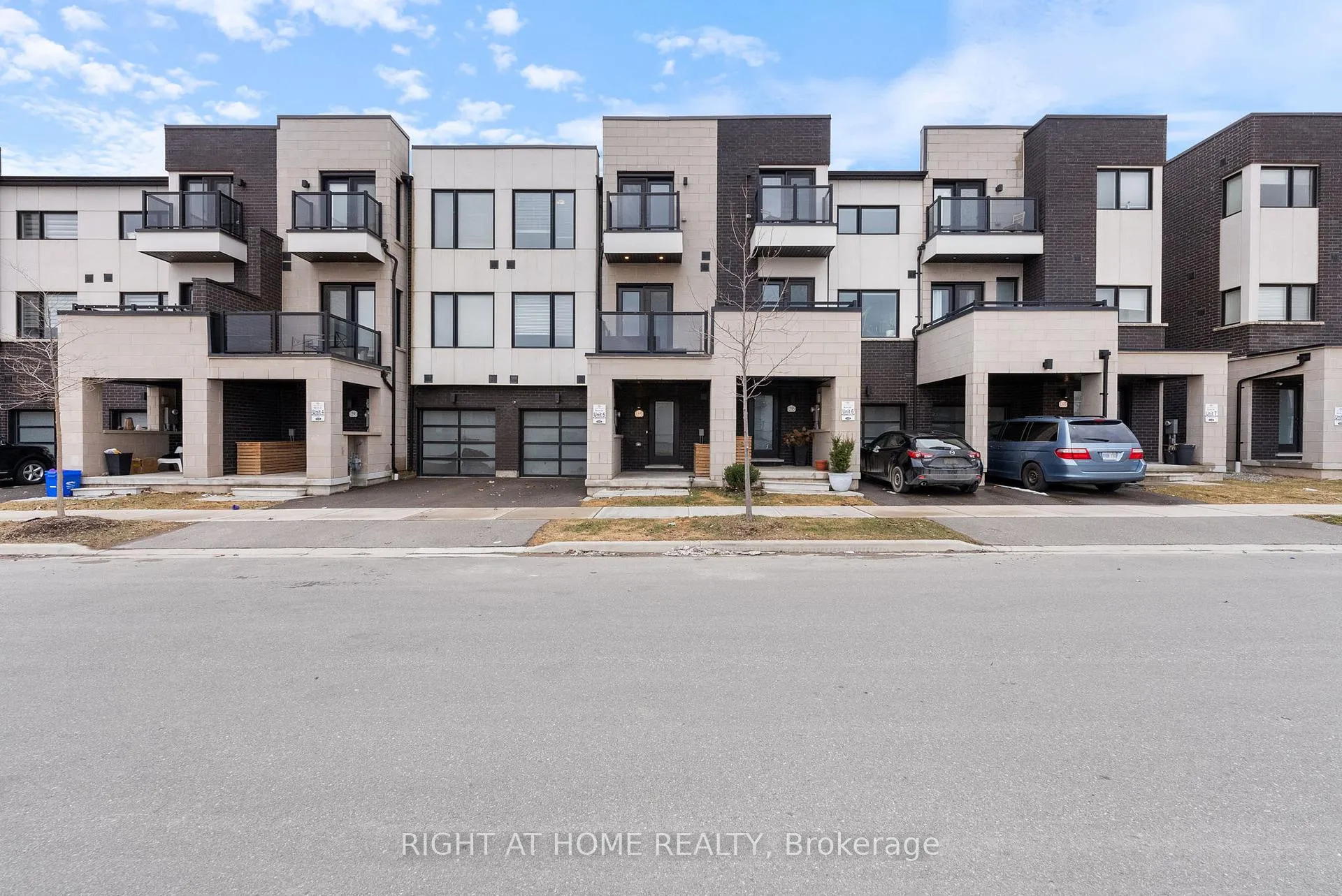 Photo 1 of 1393 Clarriage Court, Milton, Ford — HOMEH