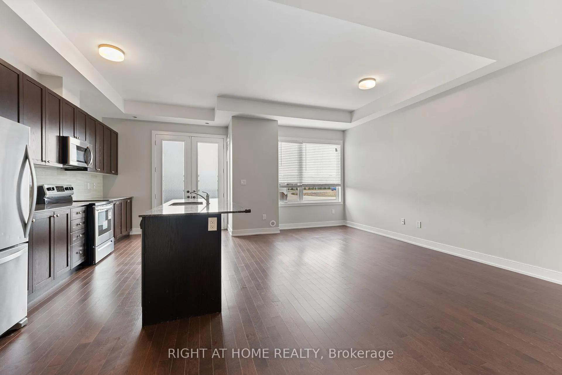 Photo 6 of 1393 Clarriage Court, Milton, Ford — HOMEH