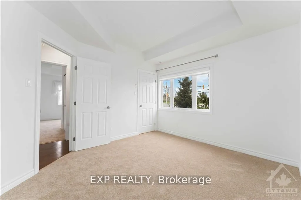 Photo 17 of Unit C, 920 White Alder Avenue, Ottawa, Blossom Park/Kemp Park/Findlay Creek — HOMEH