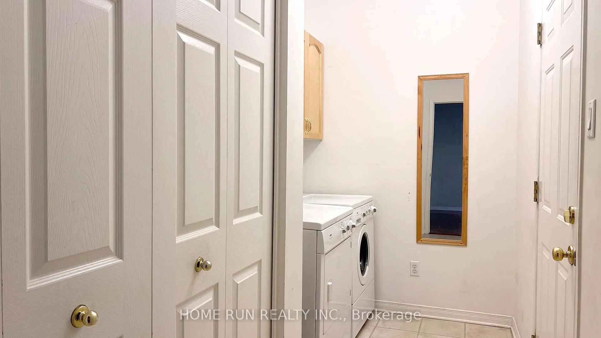 Photo 19 of 302 Wisteria Crescent, Ottawa, Hunt Club — HOMEH