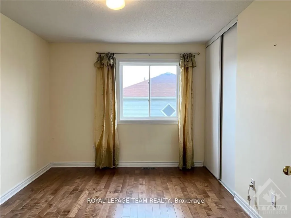 Photo 21 of 39 Bellrock Drive, Ottawa, Kanata - Beaverbrook — HOMEH