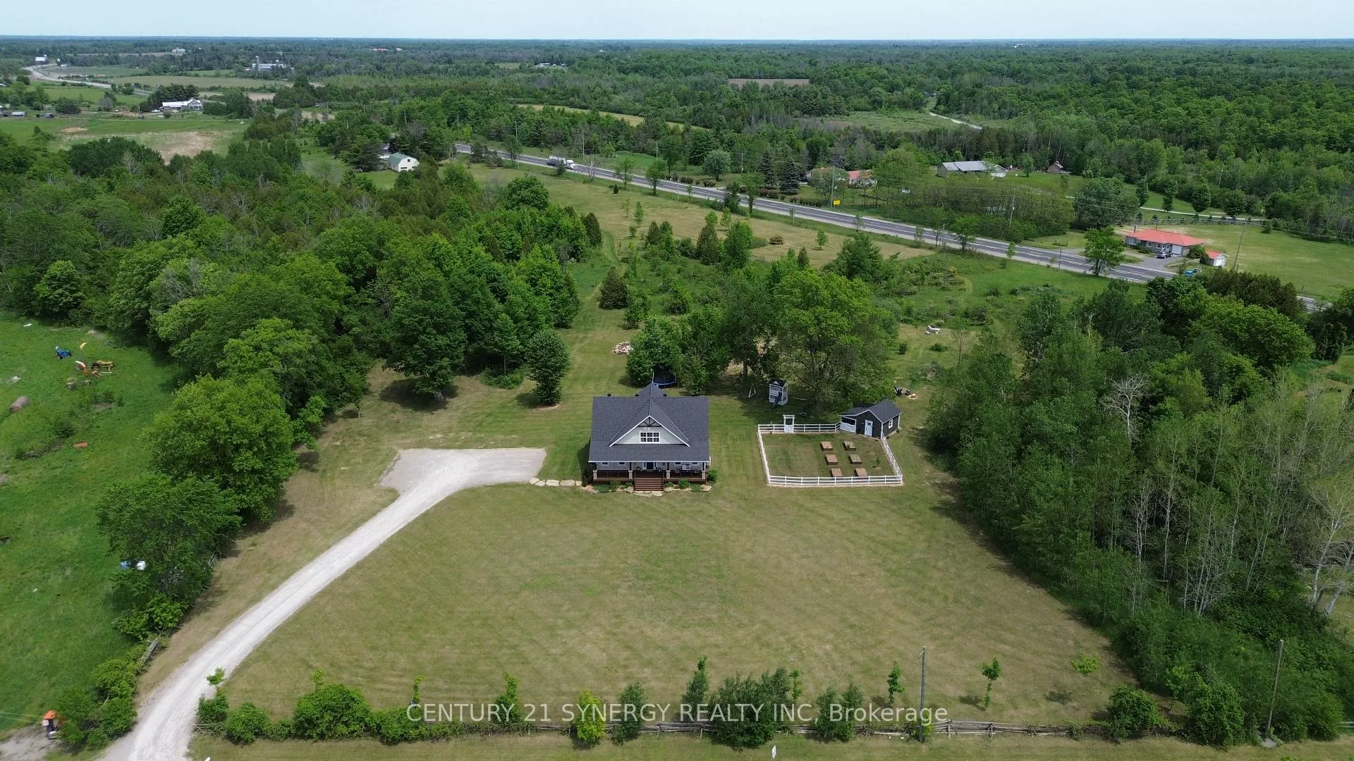 Photo 4 of 8 Otter Lake Road, Rideau Lakes, Rideau Lakes (South Elmsley) Twp — HOMEH