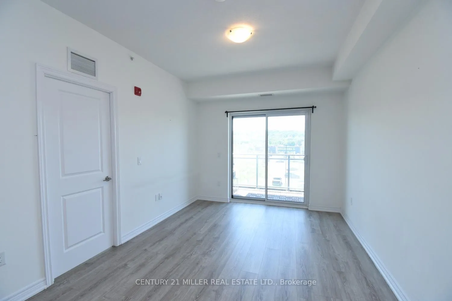 Photo 9 of Unit 413, 121 Highway 8, Hamilton, Stoney Creek — HOMEH